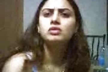 वह नताशा सनी लियॉन सेक्सी मूवी से मिलने आया और उसे वह मिला जो वह चाहता था