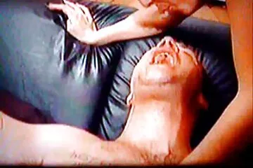 मैंने सनी लियोन फुल सेक्सी मूवी उसे अपने साथ ऐसा करने को कहा ।