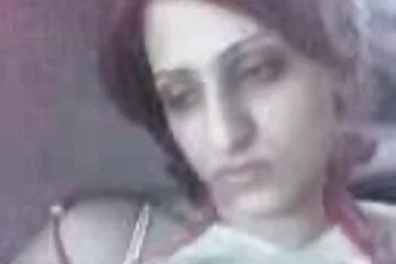 उसने अपने मुंह में सनी लियोन सेक्सी एचडी मूवी एक बड़ा मुर्गा डाल दिया ।